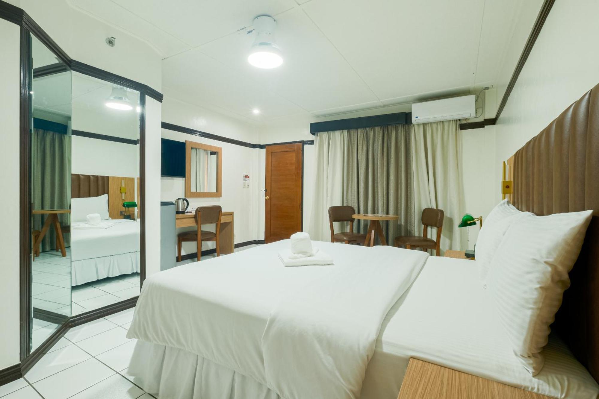 Orchid Inn Angeles Rum bild